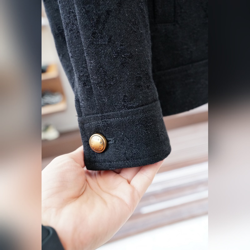 Gucci古奇-2026SS早秋新品 暗紋提花牛仔夾克。客供五金裝飾輔料，面料采