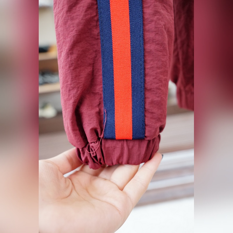 Gucci古奇-2026SS早秋新品 連帽夾克。客供五金裝飾輔料，面料采用了雙層