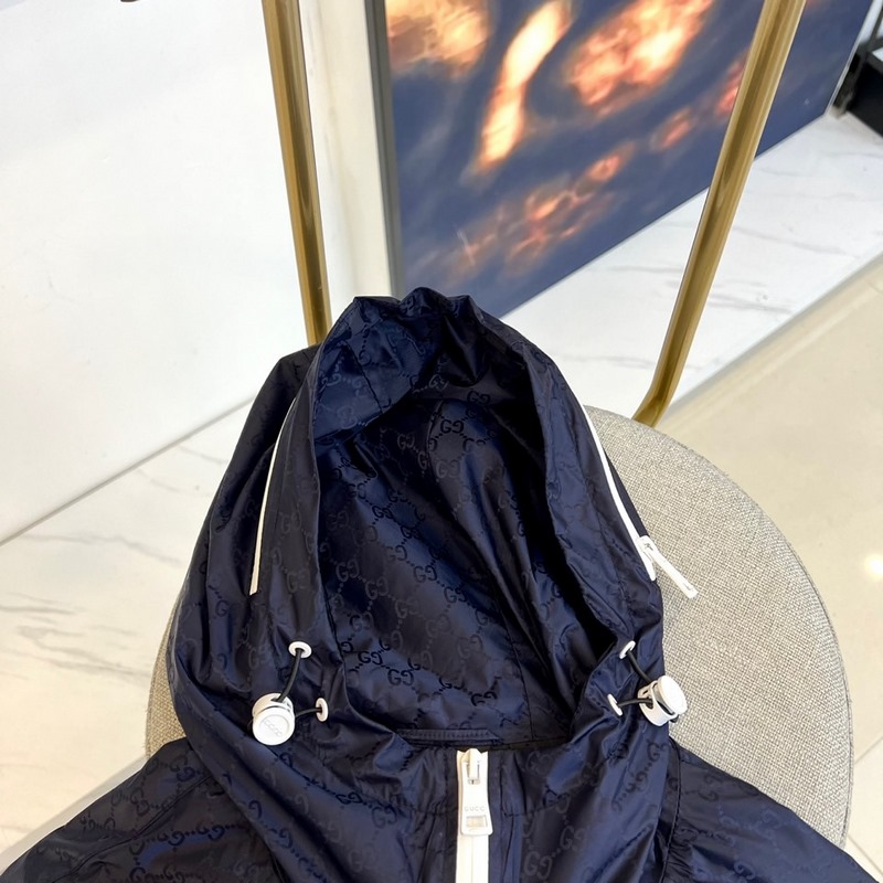 Gucci古馳、25秋冬系列GG尼龍提花拉鍊夾克外套，定制尼龍緞面材質，連帽抽繩