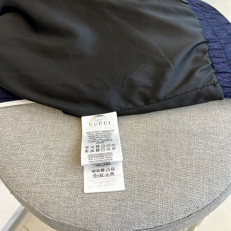 Gucci古馳、25秋冬系列GG尼龍提花拉鍊夾克外套，定制尼龍緞面材質，連帽抽繩