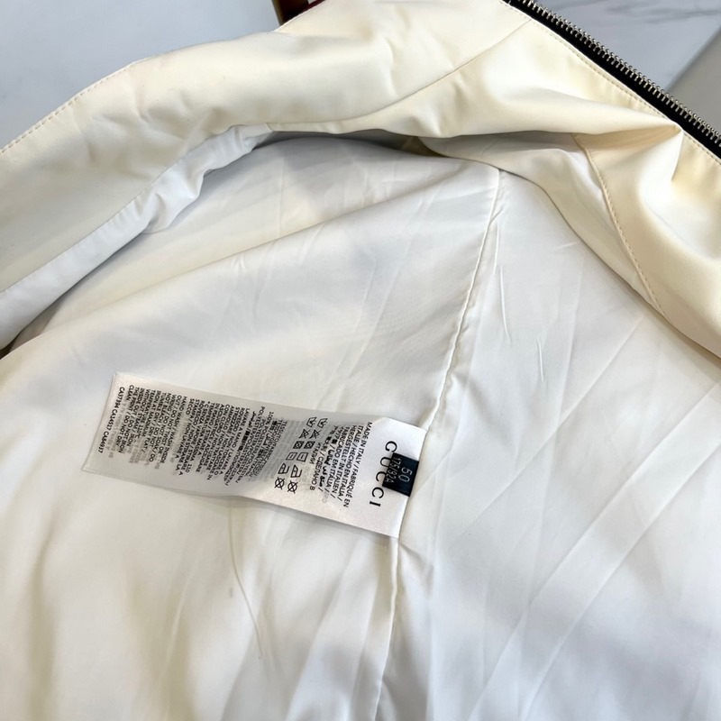 Gucci古馳、25FW活力動感撞色跑道廓形休閑網眼內裡運動拉鍊薄棉，夾棉外套。