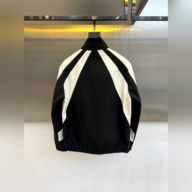 Gucci古馳、25FW活力動感撞色跑道廓形休閑網眼內裡運動拉鍊薄棉，夾棉外套。