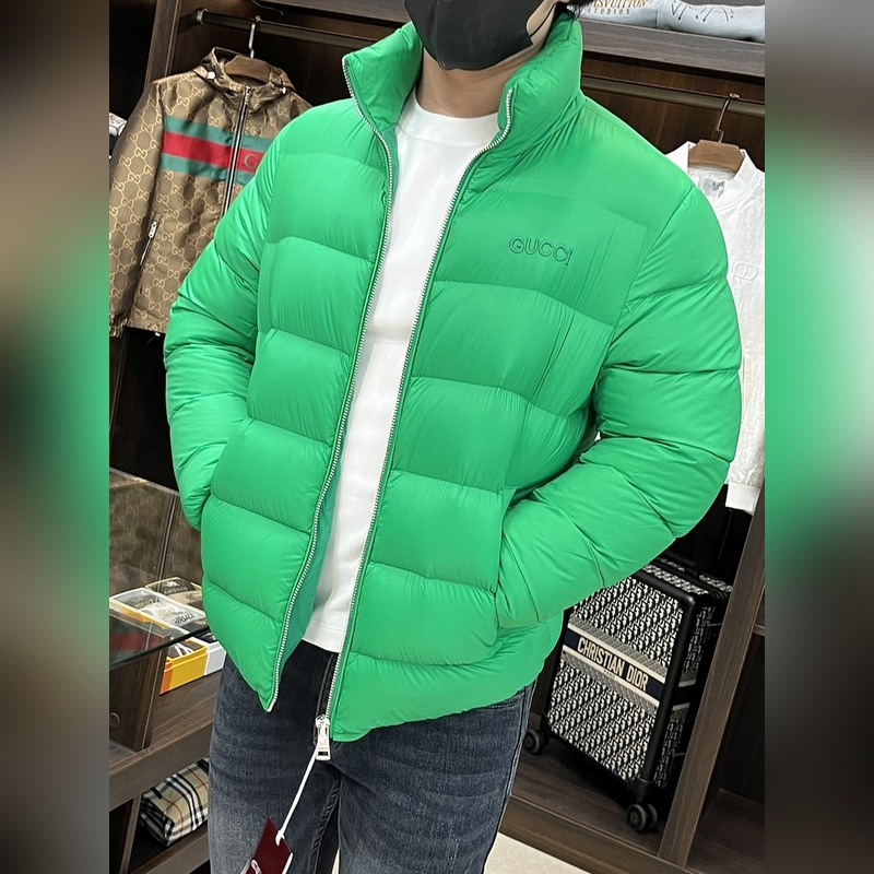 主推羽絨 Gucci2026最新款時(shí)尚設(shè)計(jì)師款羽絨外套 古馳立領(lǐng)羽絨服，面包羽