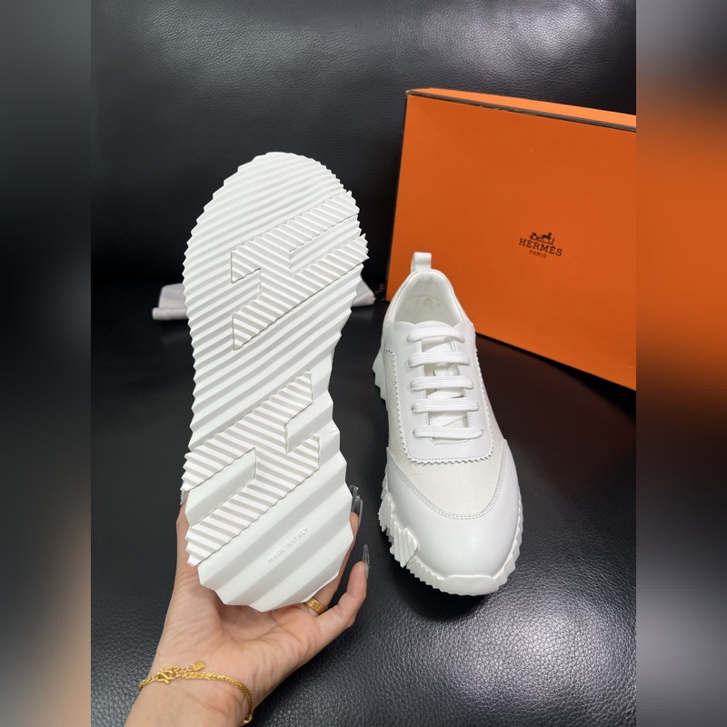 Hermes 頂級代購IT 愛馬仕 專櫃同步發(fā)售原廠配置，意大利進(jìn)口原版牛皮面料