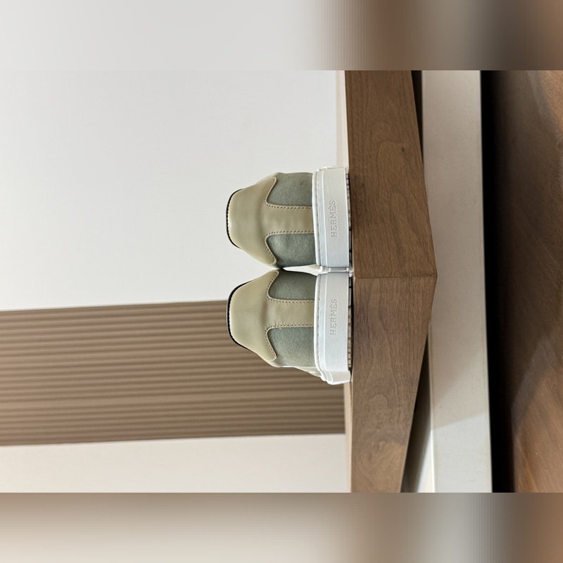 HERMES，愛馬仕 Kiddy免系帶運動鞋 ！牛仔布和麂皮山羊皮免系帶運動鞋