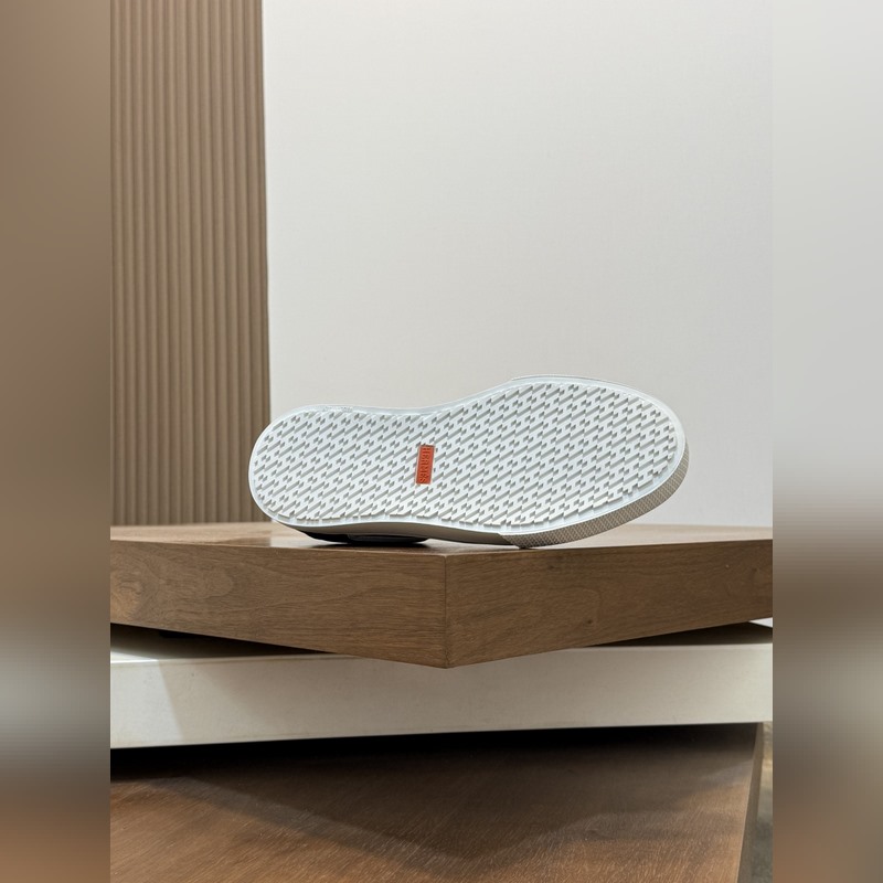 HERMES，愛馬仕 Kiddy免系帶運動鞋 ！牛仔布和麂皮山羊皮免系帶運動鞋