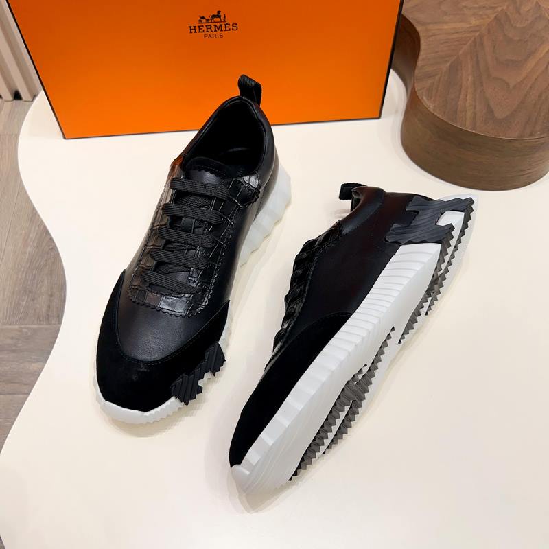 HERMES，愛馬仕 Join系列休閑運動鞋 。鞋面采用小牛皮和Epsom小牛