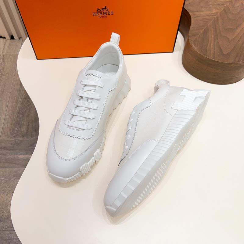 HERMES，愛馬仕 Join系列休閑運動鞋 。鞋面采用小牛皮和Epsom小牛