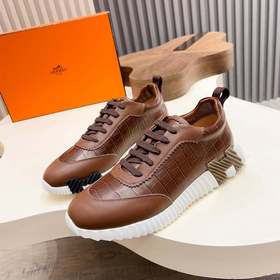 HERMES，愛馬仕 Join系列休閑運動鞋 。鞋面采用小牛皮和Epsom小牛