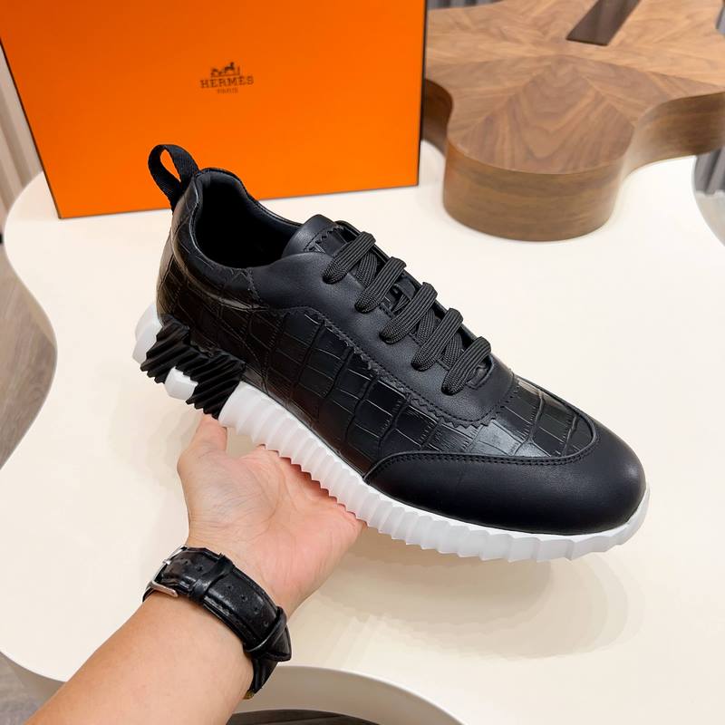 HERMES，愛馬仕 Join系列休閑運動鞋 。鞋面采用小牛皮和Epsom小牛