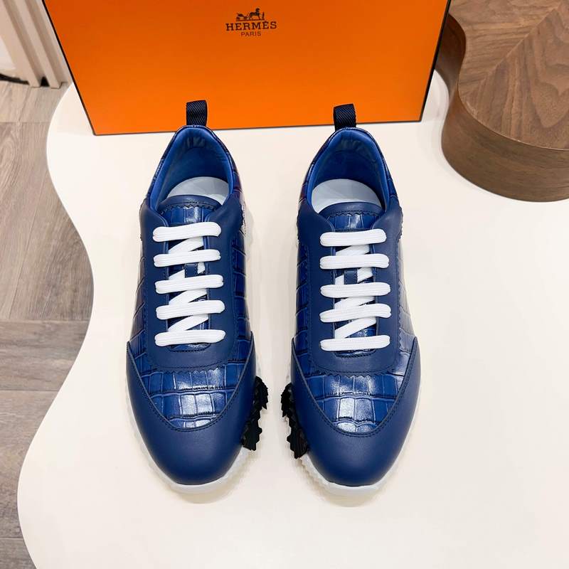 HERMES，愛馬仕 Join系列休閑運動鞋 。鞋面采用小牛皮和Epsom小牛