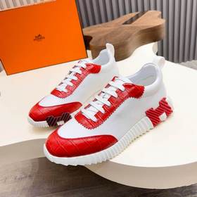 HERMES，愛馬仕 Join系列休閑運動鞋 。鞋面采用小牛皮和Epsom小牛