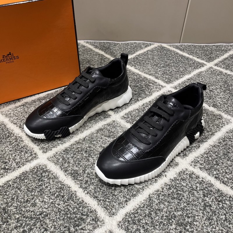 Hermes愛馬仕運動鞋，男士休閑運動鞋，鞋面牛皮拼接高端網(wǎng)布打造，進口材質(zhì)，質(zhì)