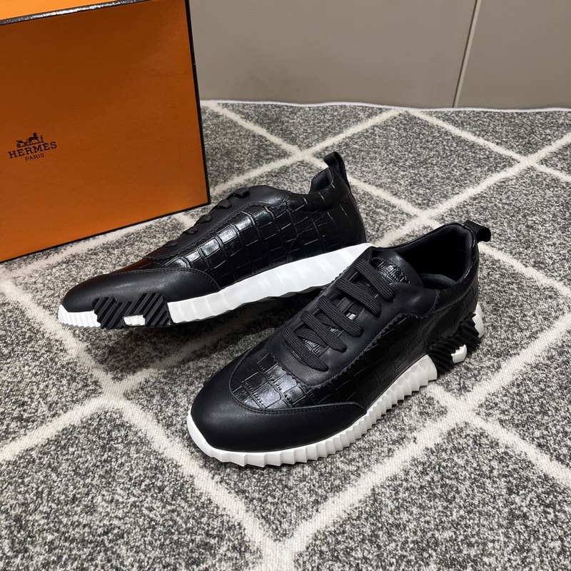 Hermes愛馬仕運動鞋，男士休閑運動鞋，鞋面牛皮拼接高端網(wǎng)布打造，進口材質(zhì)，質(zhì)