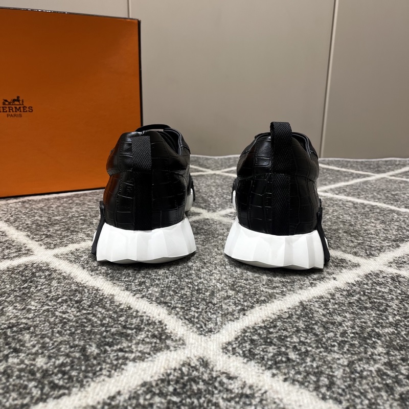 Hermes愛馬仕運動鞋，男士休閑運動鞋，鞋面牛皮拼接高端網(wǎng)布打造，進口材質(zhì)，質(zhì)