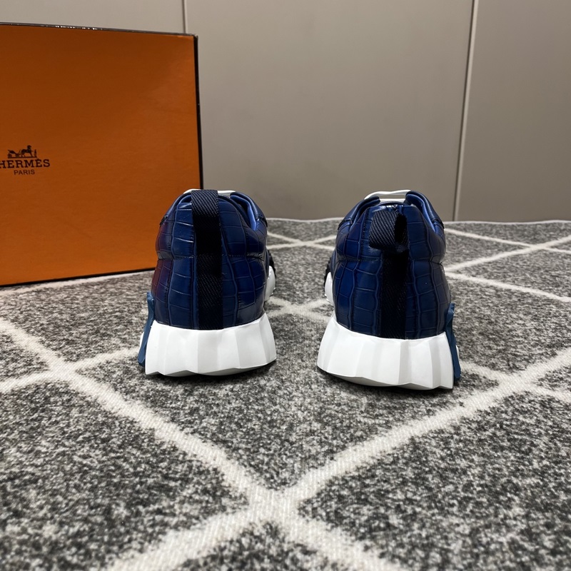 Hermes愛(ài)馬仕運(yùn)動(dòng)鞋，男士休閑運(yùn)動(dòng)鞋，鞋面牛皮拼接高端網(wǎng)布打造，進(jìn)口材質(zhì)，質(zhì)