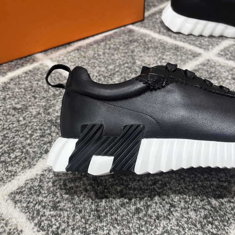 Hermes愛馬仕運動鞋，男士休閑運動鞋，鞋面牛皮拼接高端網布打造，進口材質，質