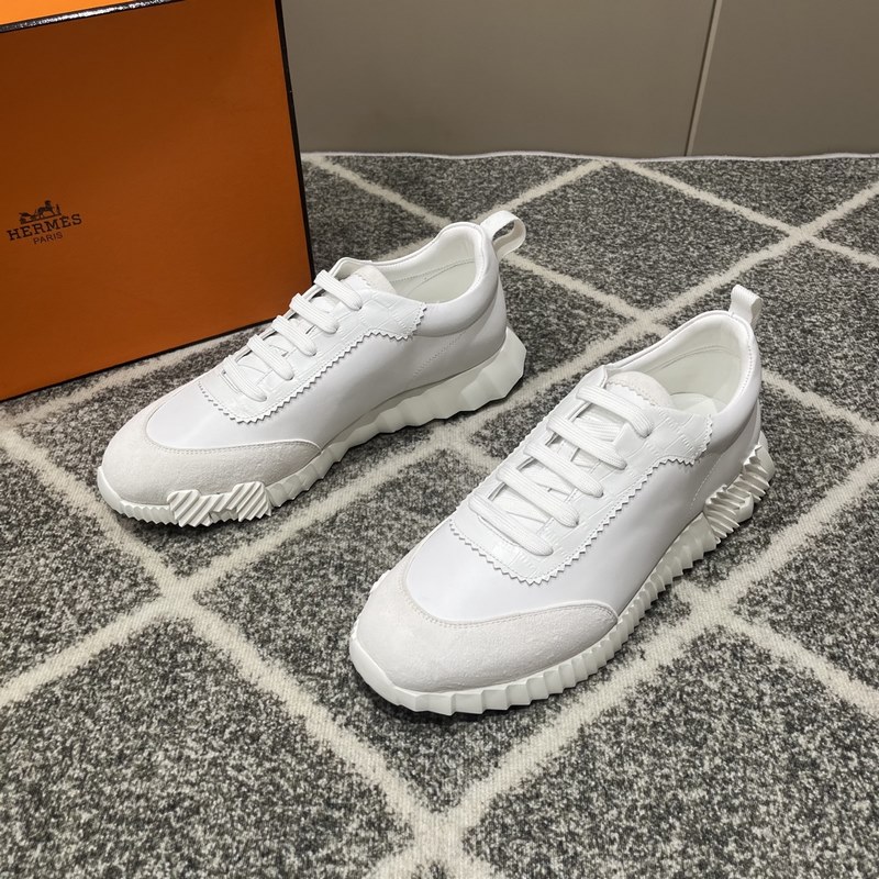 Hermes愛馬仕運(yùn)動鞋，男士休閑運(yùn)動鞋，鞋面牛皮拼接高端網(wǎng)布打造，進(jìn)口材質(zhì)，質(zhì)