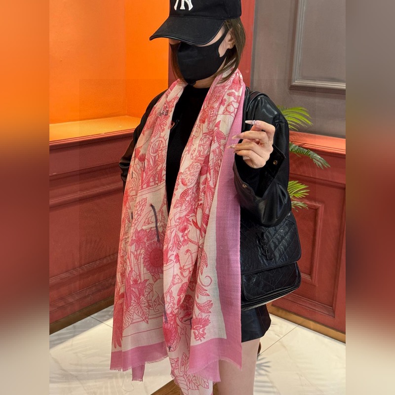 專櫃同步 Hermes家買了都說好看[珍奇樂園羊絨長巾] 推薦 頂級工藝超值 愛