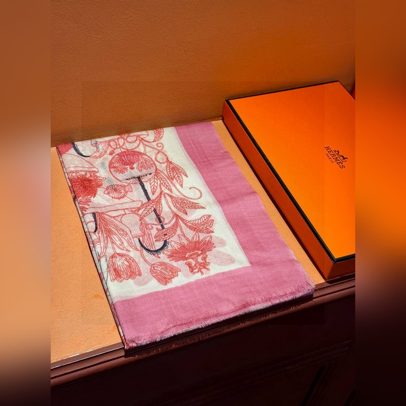 專櫃同步 Hermes家買了都說好看[珍奇樂園羊絨長巾] 推薦 頂級工藝超值 愛