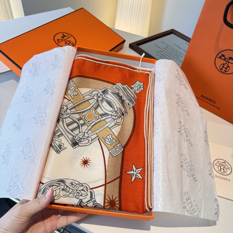 星辰合唱曲雙面同色絲絨，創(chuàng)作淵源 吹響號角！駿馬天堂正在舉行盛大慶典。諸神開啟舞