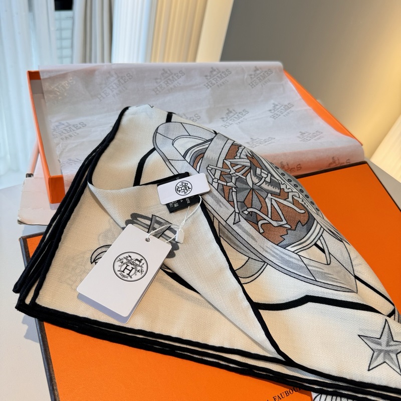 星辰合唱曲雙面同色絲絨，創作淵源 吹響號角！駿馬天堂正在舉行盛大慶典。諸神開啟舞