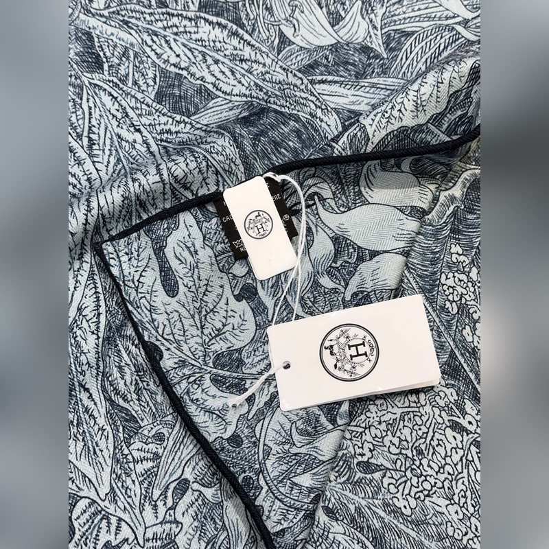 愛馬仕(Hermes)羊絨新款 巴勒莫植物園 羊絨方巾，頂級工藝超值 愛馬仕專櫃