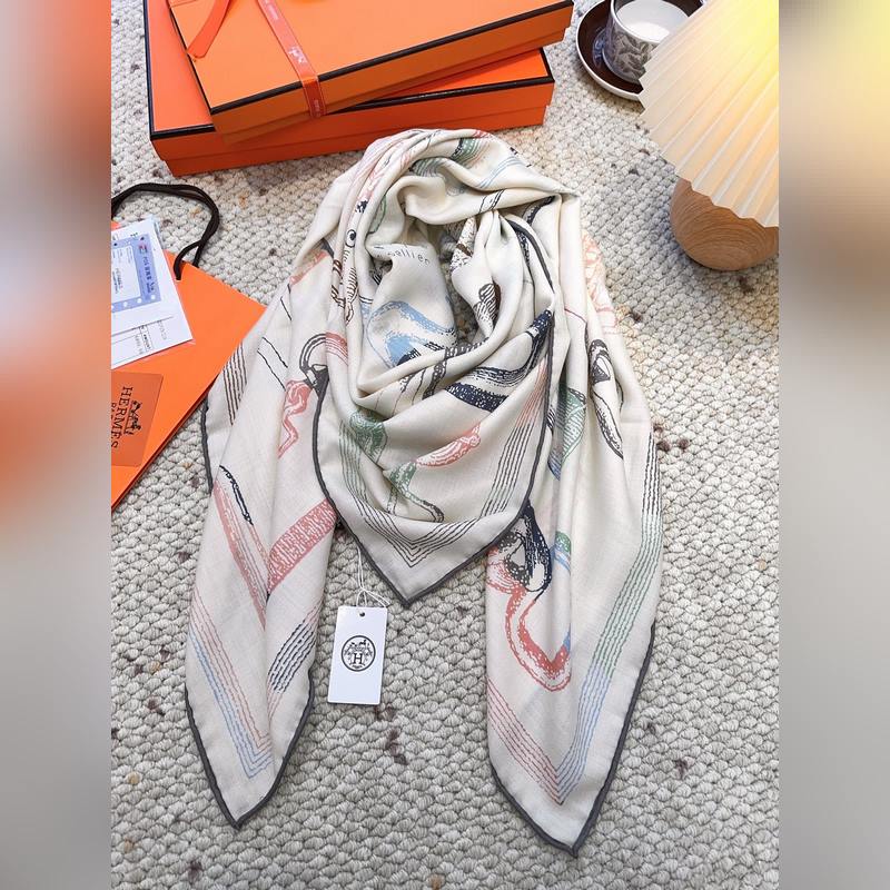 愛馬仕(Hermes) 馬具故事的詩意回顧 140披肩 [三色 上新 ] 永遠