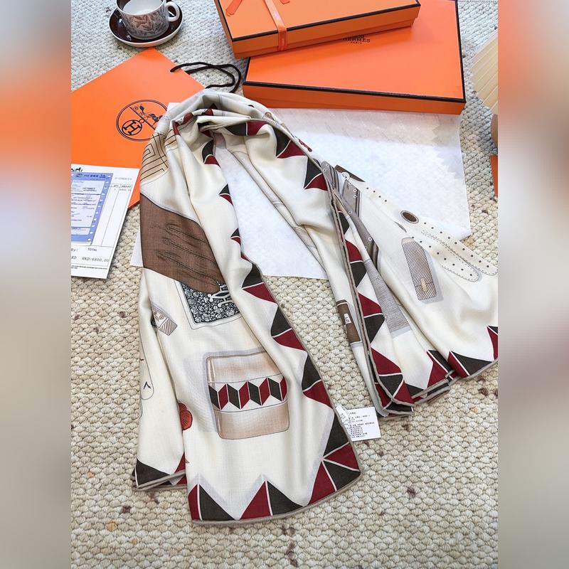 愛馬仕(Hermes)上新 [愛馬仕2026春夏 ]這款點睛配飾可以多種方式佩戴