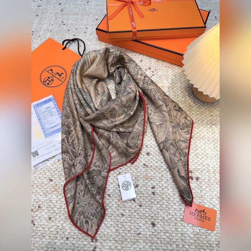 愛馬仕(Hermes)羊絨新款 巴勒莫植物園 羊絨方巾，頂級工藝超值 愛馬仕專櫃
