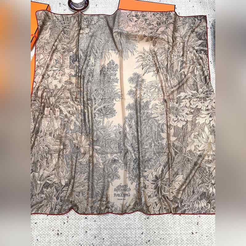 愛馬仕(Hermes)羊絨新款 巴勒莫植物園 羊絨方巾，頂級工藝超值 愛馬仕專櫃