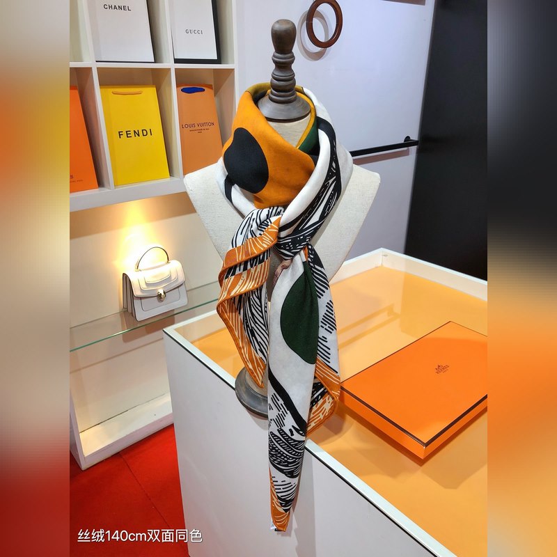 雙面同色 140x140cm 70%羊絨30%真絲 愛馬仕 優雅騎士 全套包裝