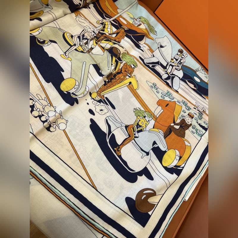 Hermes New 超現實愛馬仕樞紐 Size：140x140cm 70%山羊