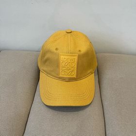 羅意威 LOEWE新款原版原標設計，質感超好，外部線條定位標準，做工精細，簡約大