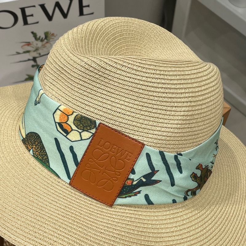 原單品質 LOEWE paula合作系列編織草帽，夏天還是得擁有它，loewe