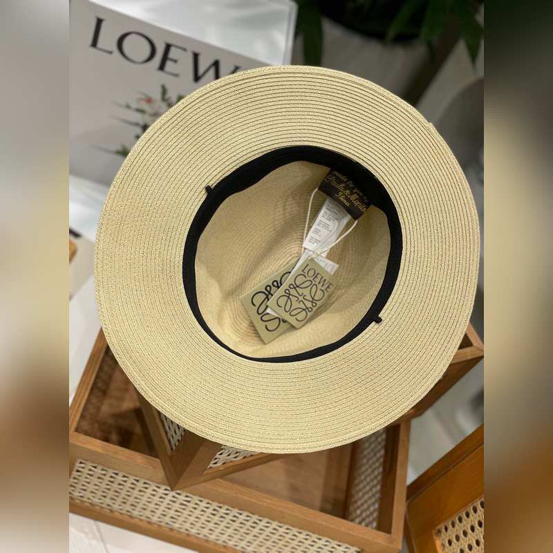 原單品質 LOEWE paula合作系列編織草帽，夏天還是得擁有它，loewe