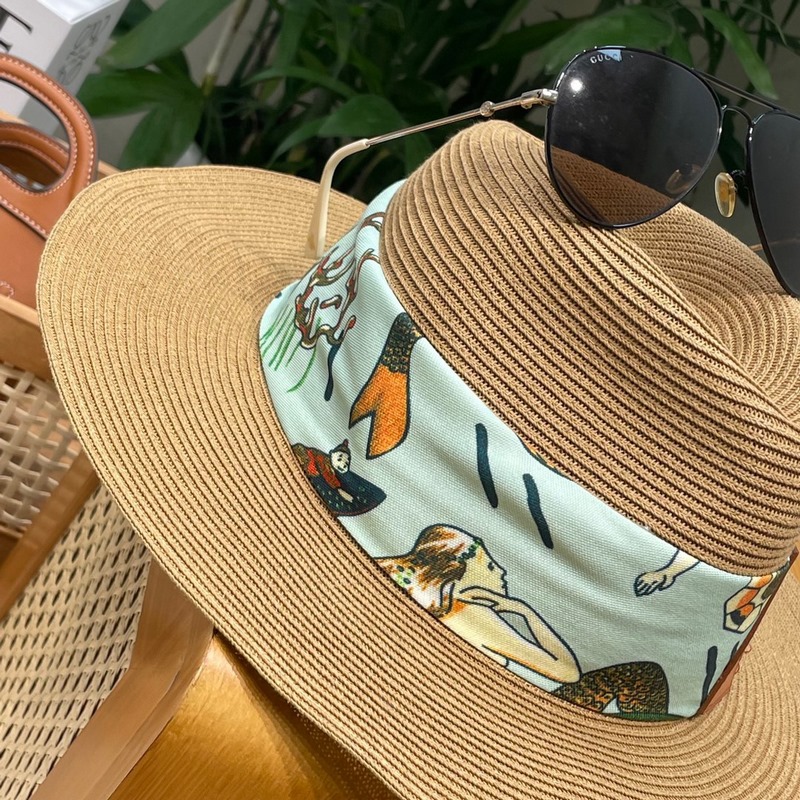 原單品質 LOEWE paula合作系列編織草帽，夏天還是得擁有它，loewe