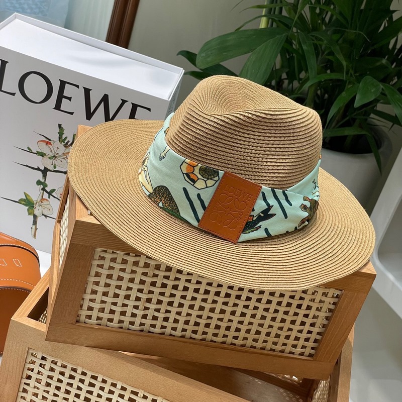 原單品質 LOEWE paula合作系列編織草帽，夏天還是得擁有它，loewe