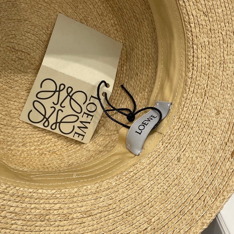 LOEWE 春夏日寬檐休閑平頂草帽 度假logo 進(jìn)口頂級拉菲編織草帽子。 進(jìn)口