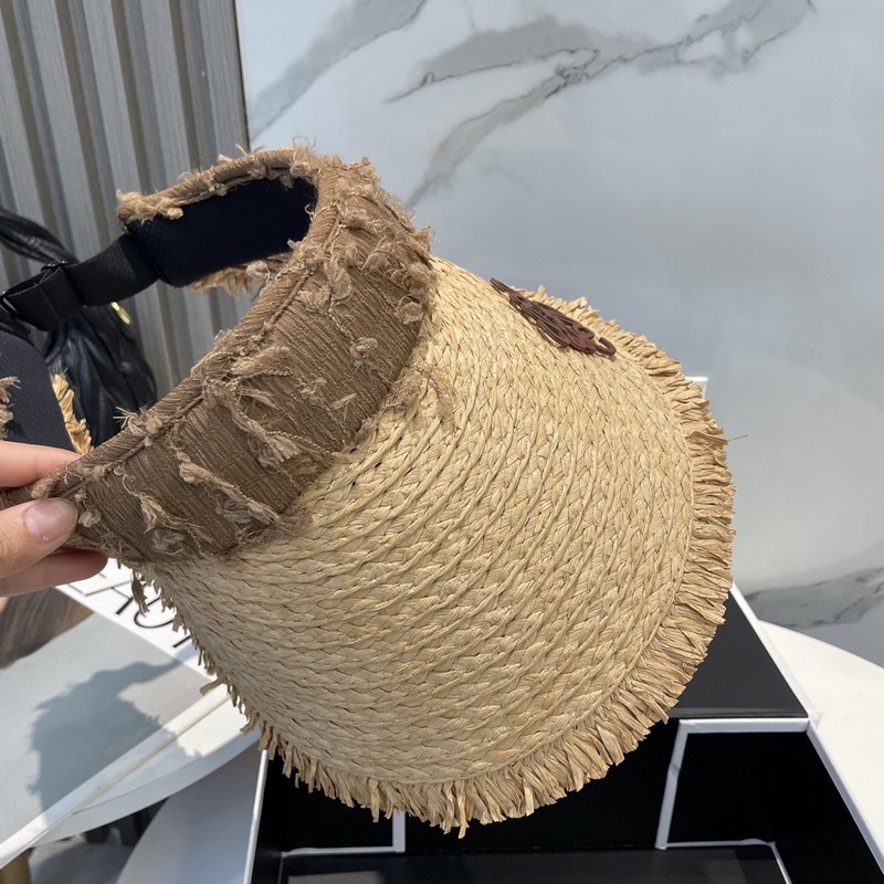 羅意威LOEWE新款空頂帽 看一眼就會愛上的遮陽帽，夏天的你需要一頂與衆不同的帽