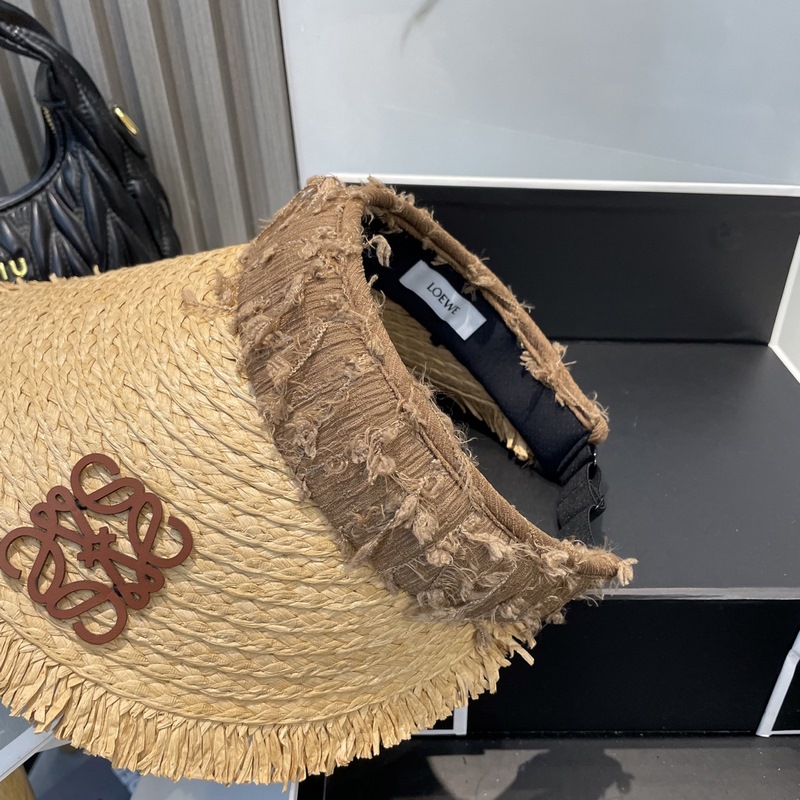 羅意威LOEWE新款空頂帽 看一眼就會愛上的遮陽帽，夏天的你需要一頂與衆不同的帽