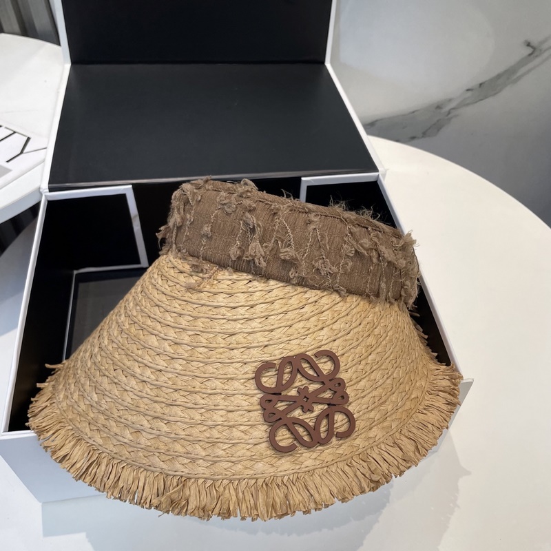 羅意威LOEWE新款空頂帽 看一眼就會愛上的遮陽帽，夏天的你需要一頂與衆不同的帽