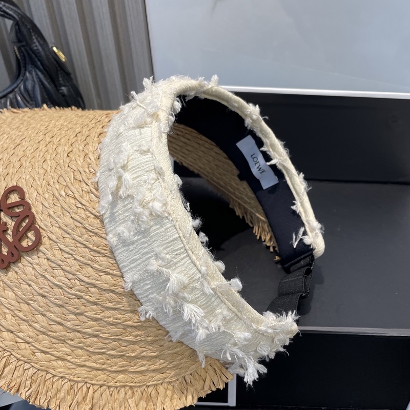 羅意威LOEWE新款空頂帽 看一眼就會愛上的遮陽帽，夏天的你需要一頂與衆不同的帽