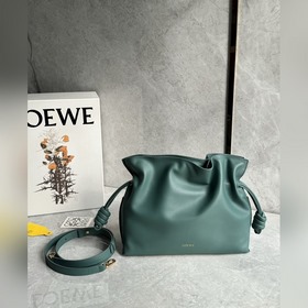 new~ 福袋Flamenco升級版出貨 選用優質柔軟小牛皮束口抽繩演繹成福袋造