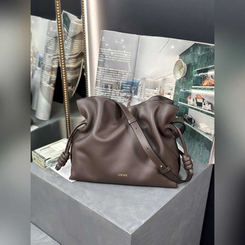 福袋[巧克力色] 尺寸：30-24.5-10.5 全新升級 新增燙金品牌徽標