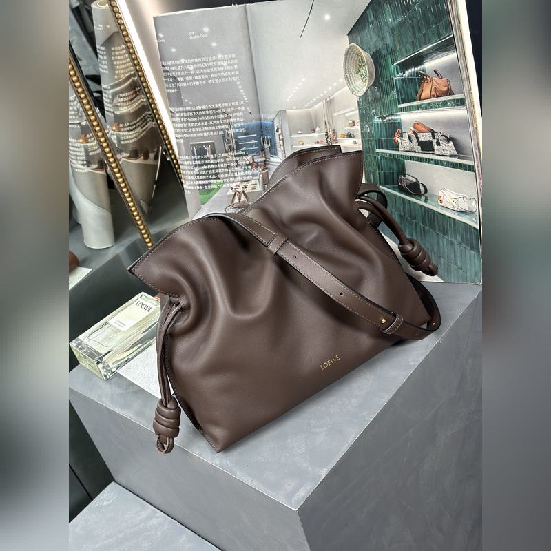 福袋[巧克力色] 尺寸：30-24.5-10.5 全新升級 新增燙金品牌徽標