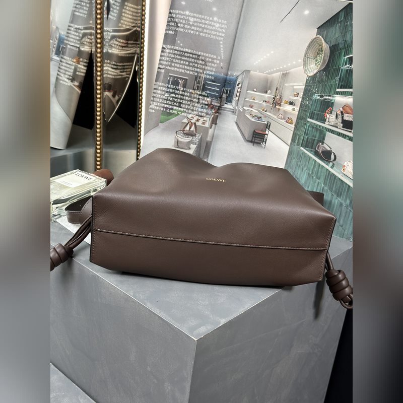 福袋[巧克力色] 尺寸：30-24.5-10.5 全新升級 新增燙金品牌徽標