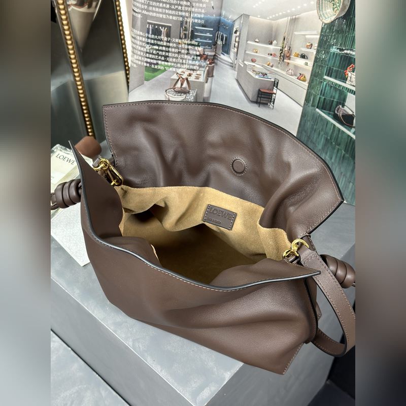 福袋[巧克力色] 尺寸：30-24.5-10.5 全新升級 新增燙金品牌徽標