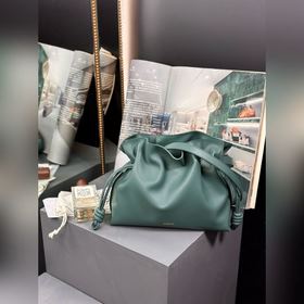 Flamenco clutch --中號福袋[亞丁綠] 尺寸：30-24.5-