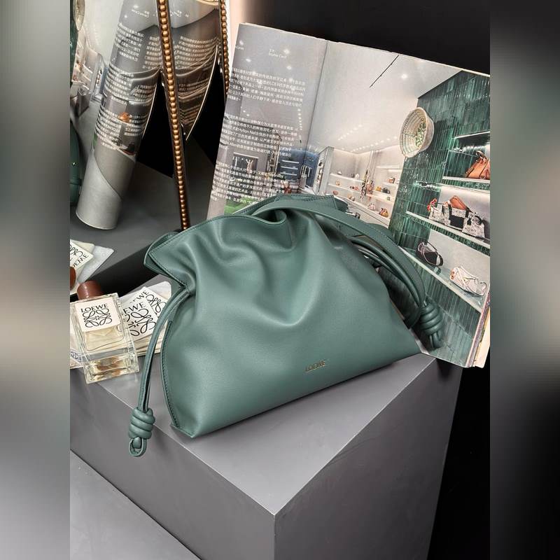 Flamenco clutch --中號福袋[亞丁綠] 尺寸：30-24.5-